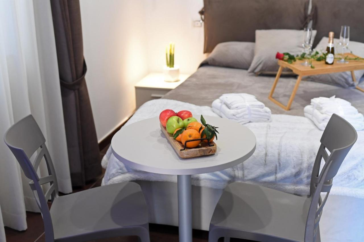 B&B In Centro Storico Salerno Eksteriør bilde